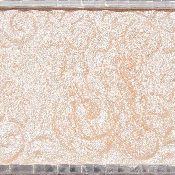 パールメイクでツヤのある美肌を作ろう!おすすめのパール入り化粧品紹介の画像
